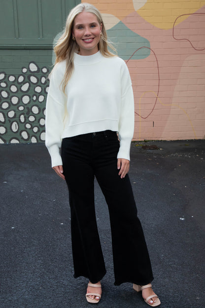  Aubrey Oversized Cropped Sweater, Ivory