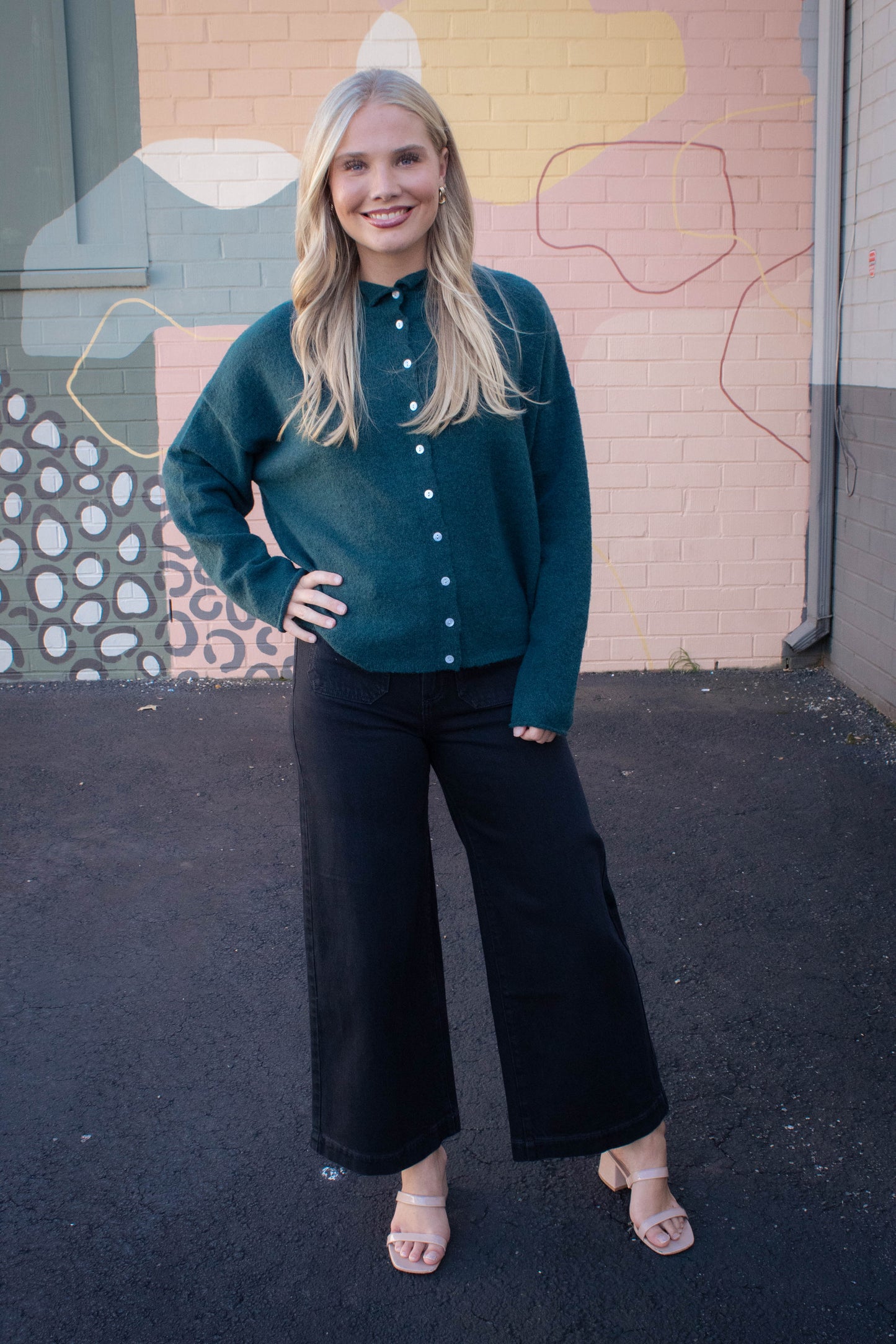  Karla Vintage Ankle Wide Leg Jeans, Ebony | Silver Jeans Co