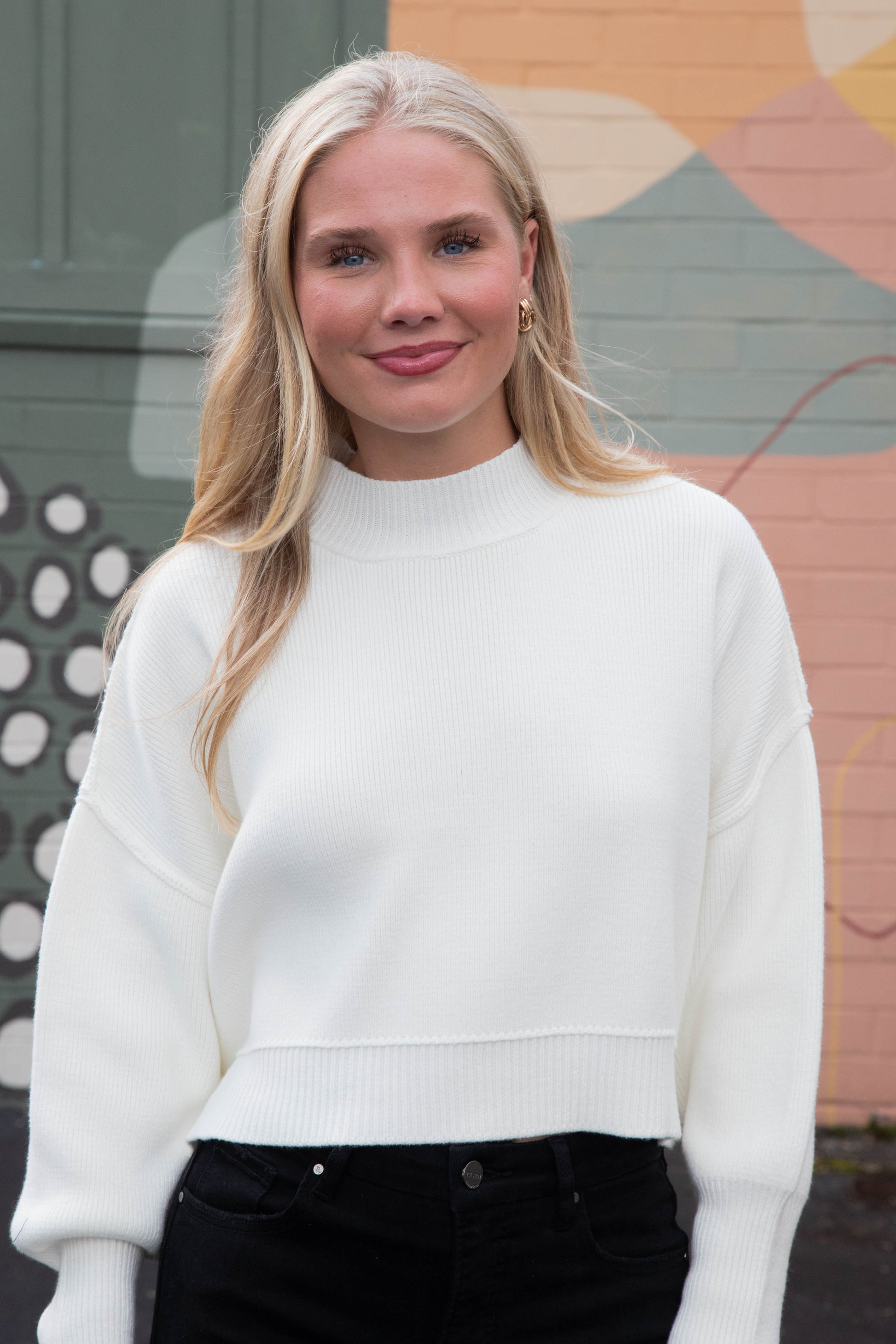  Aubrey Oversized Cropped Sweater, Ivory
