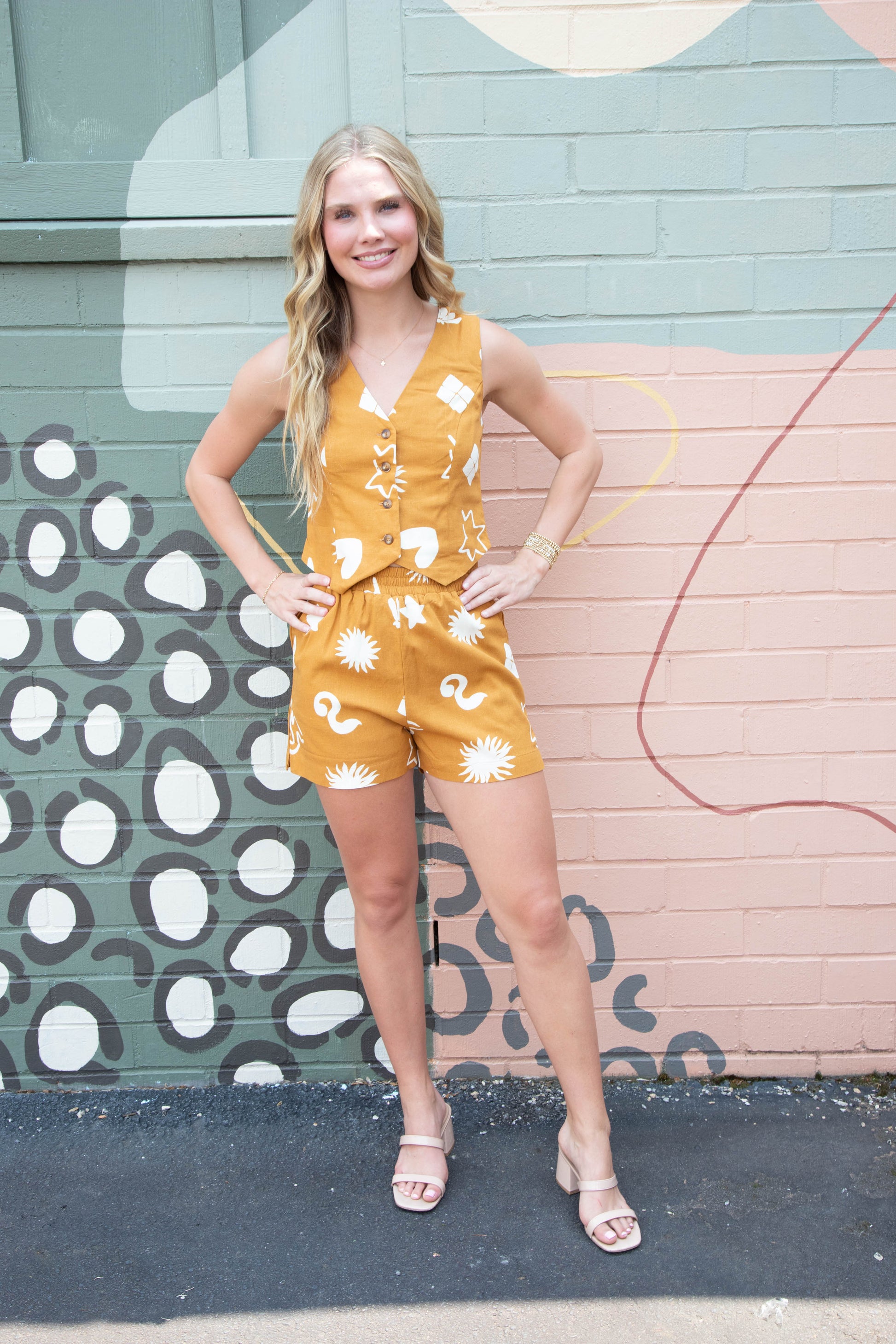  Erin Doodle Print Linen Shorts, Brown