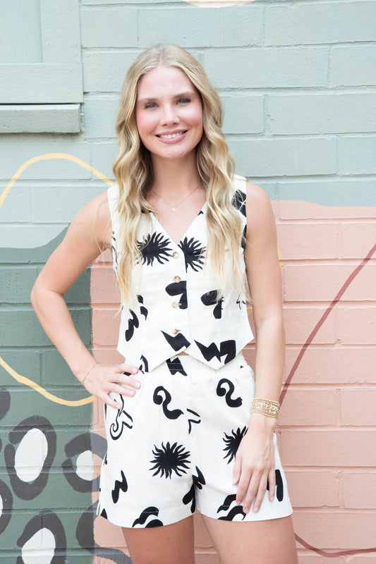  Erin Doodle Print Linen Shorts, Cream
