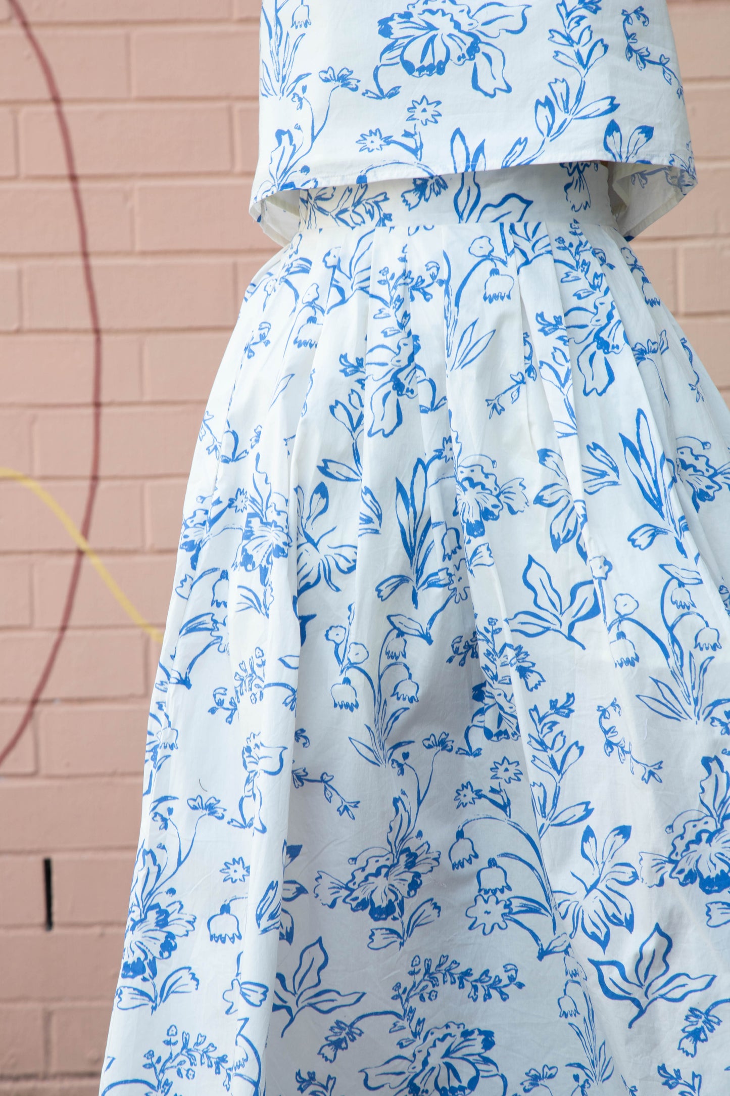  Brynn Floral Pleated Midi Skirt, Cream Blue