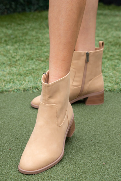  Beaver Low Heeled Bootie, Coffee