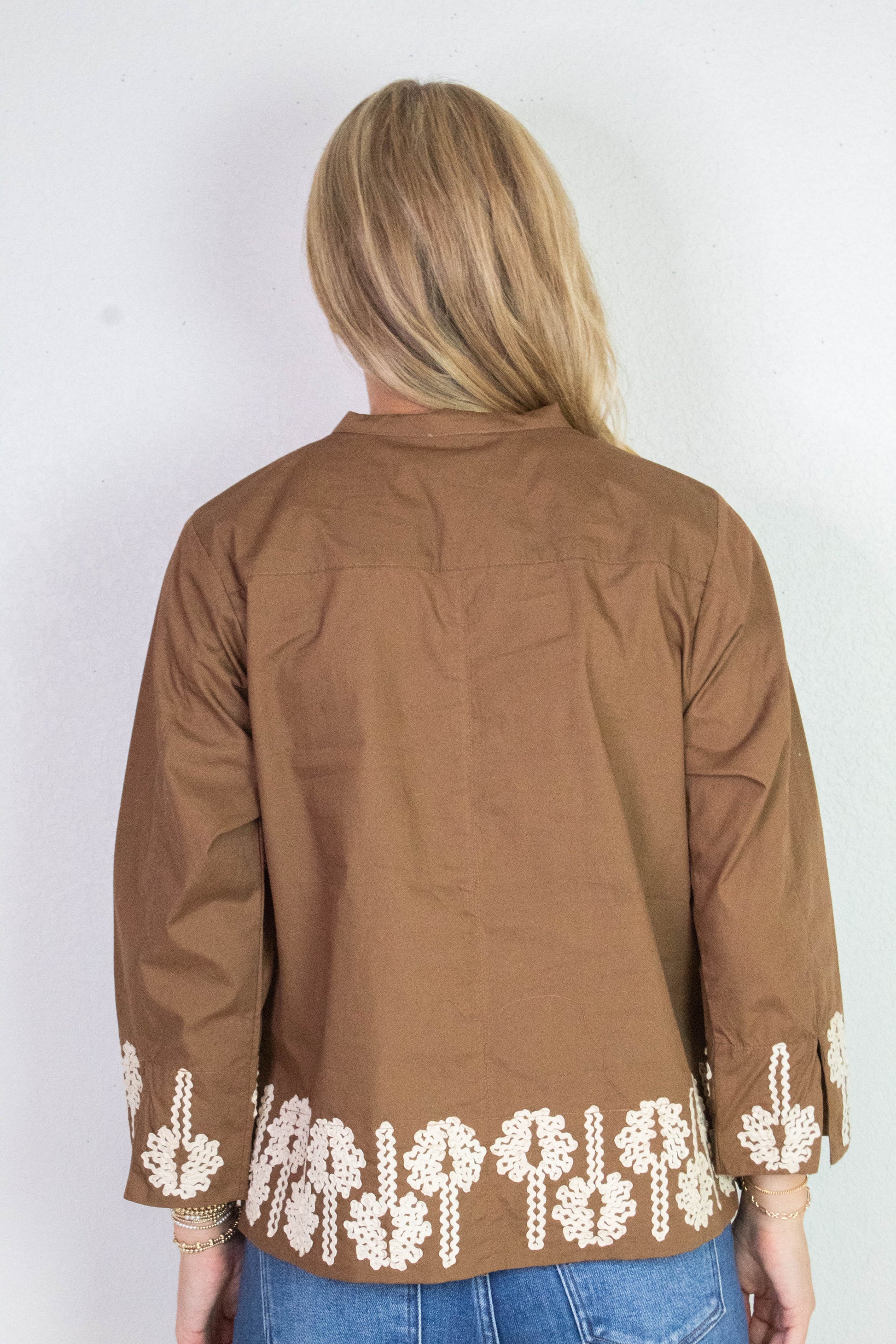  Katie 3D Floral Trim Accent Top, Mocha