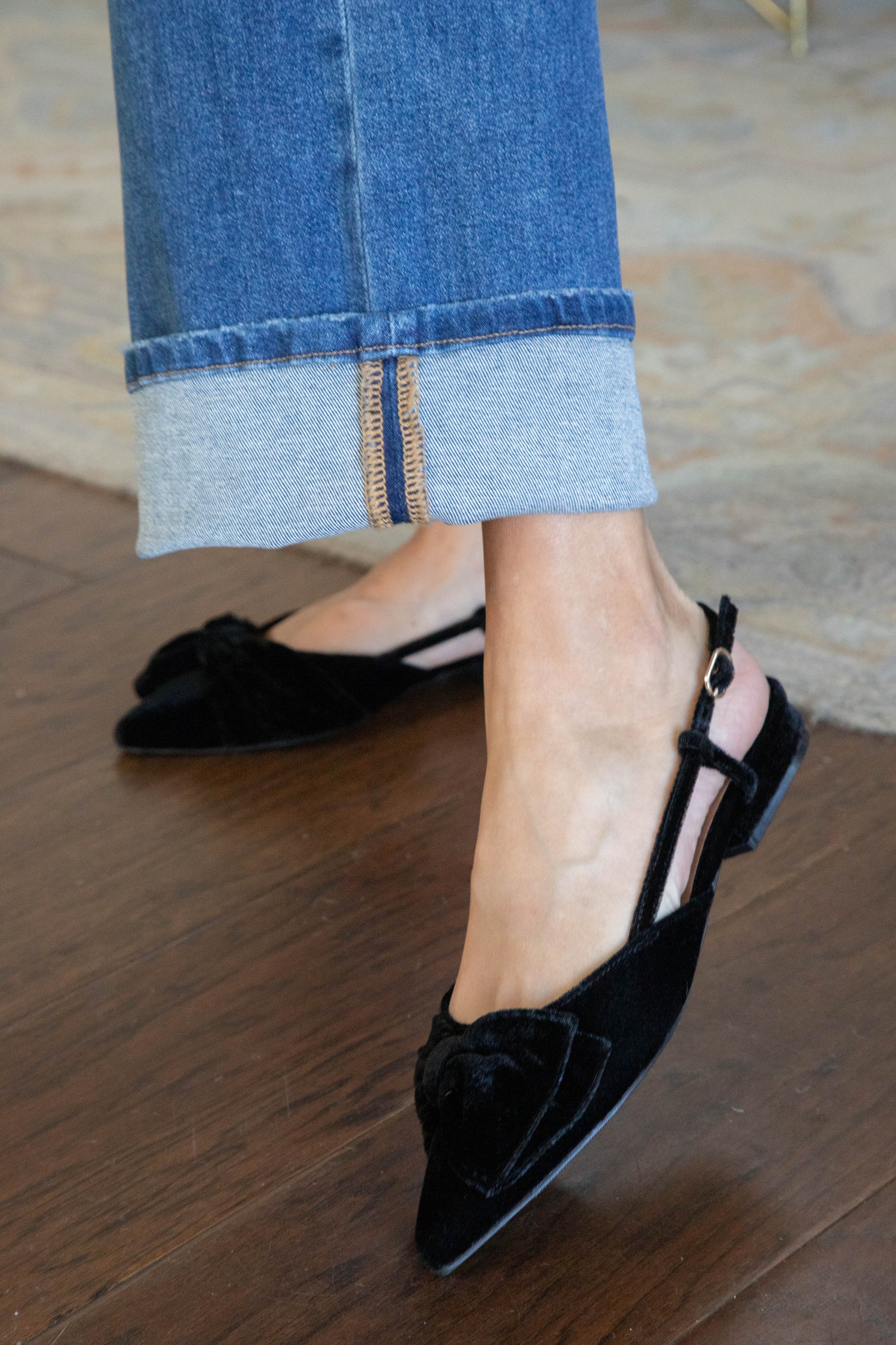  Harmony Velvet Bow Slingback Flat, Black | Chinese Laundry