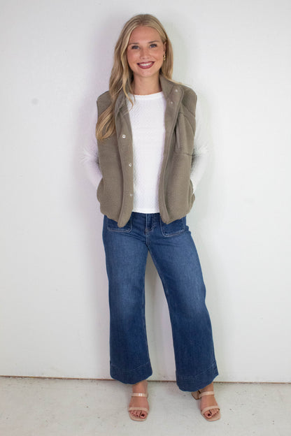 Be Cool Elena Fleece Button Up Vest, Olive