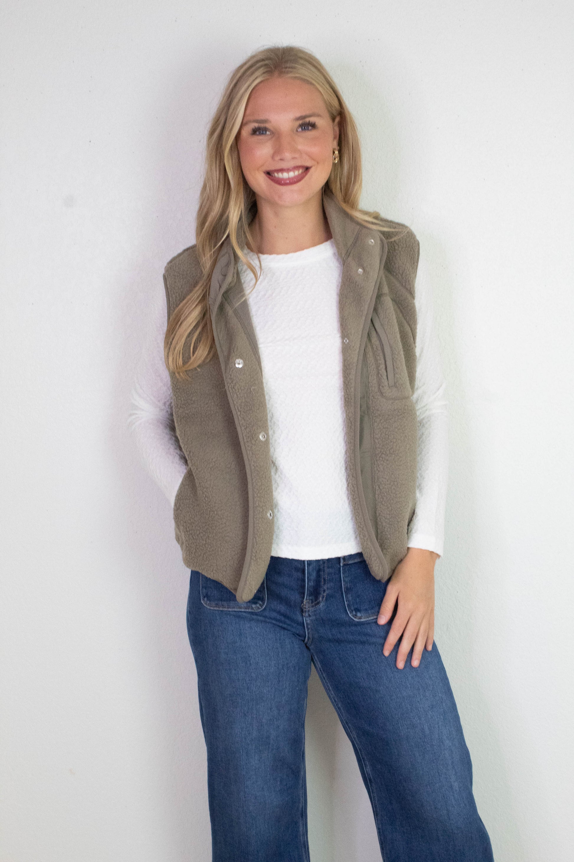 Be Cool Elena Fleece Button Up Vest, Olive