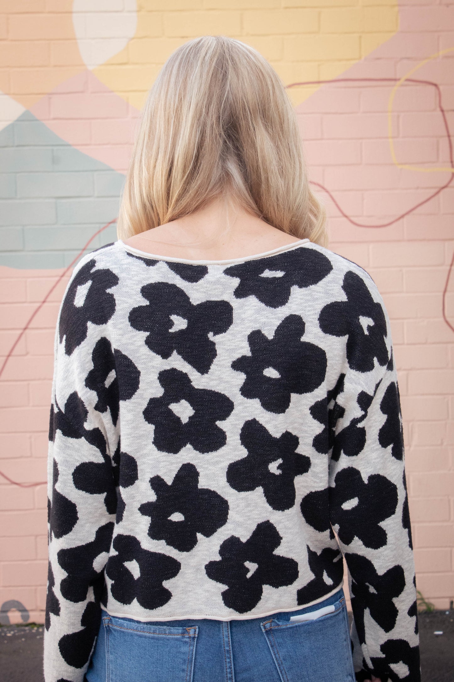  Shiloh Loose Fit Flower Sweater, Black/Oatmeal