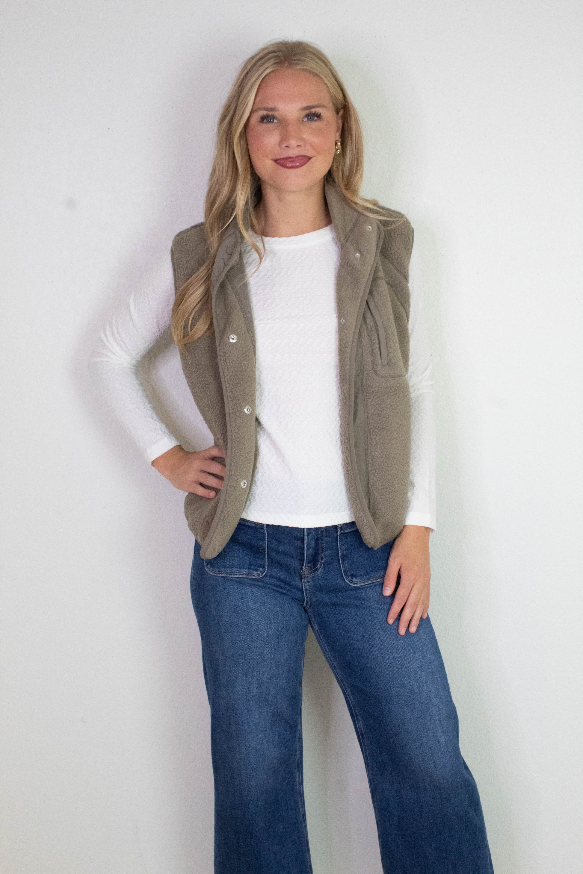Be Cool Elena Fleece Button Up Vest, Olive
