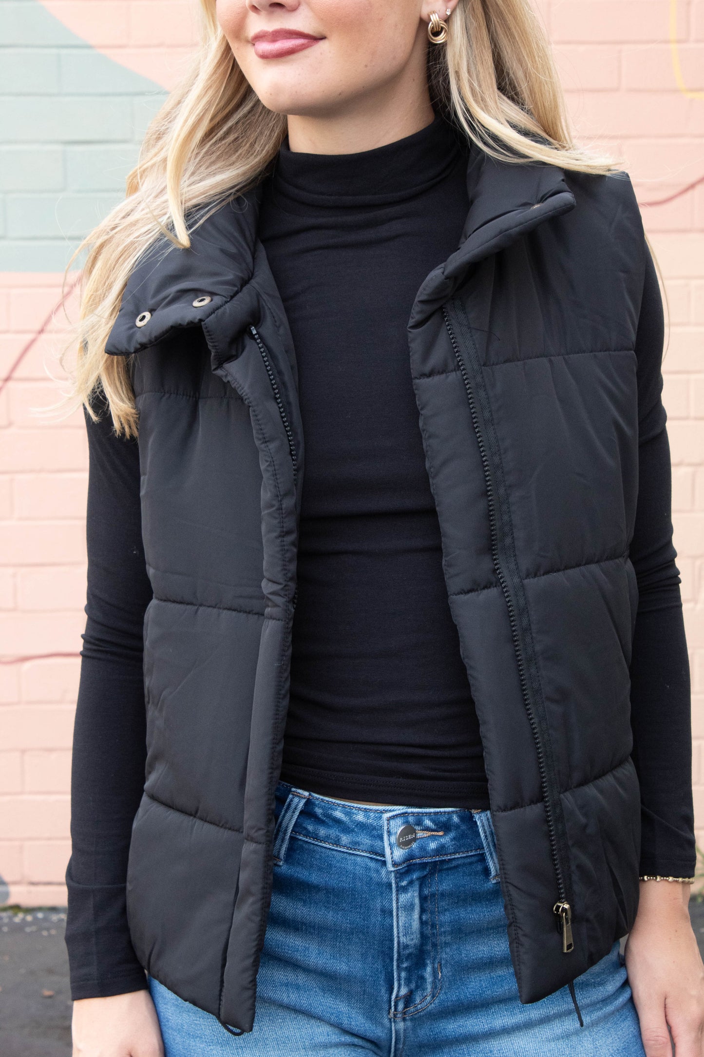  Eleanor Turtle Neck Top, Black