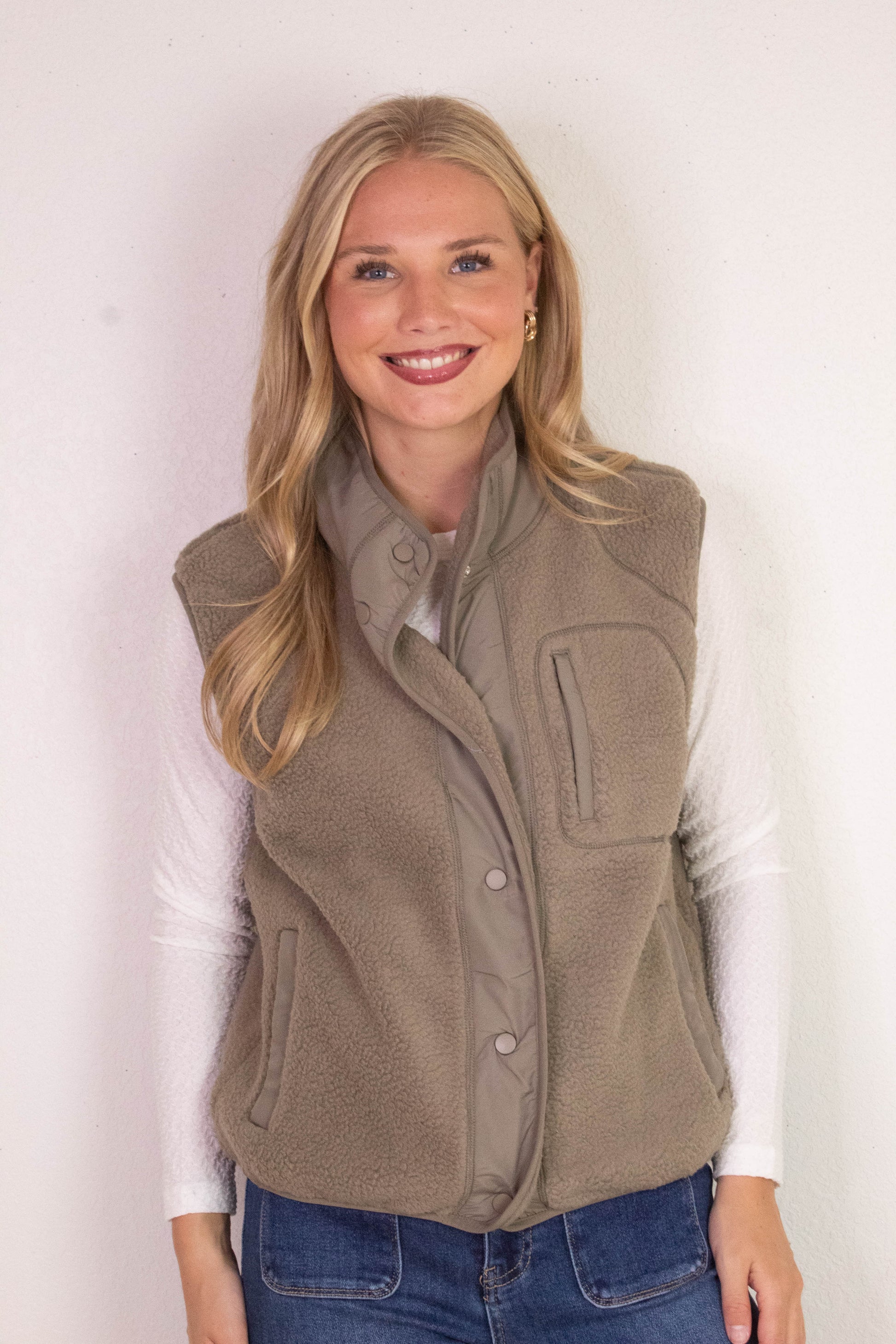 Be Cool Elena Fleece Button Up Vest, Olive