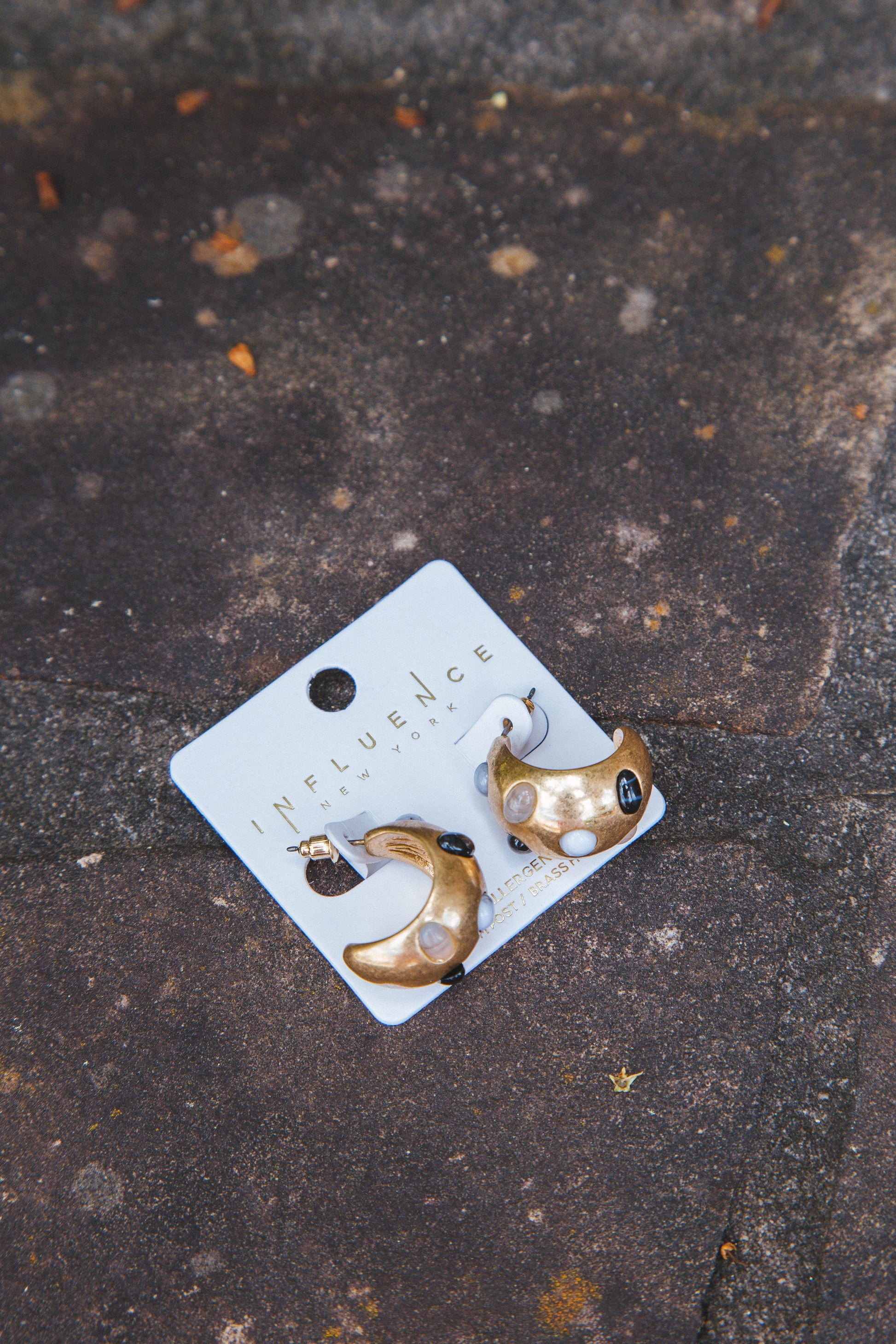  Paige Vintage Metal Hoops
