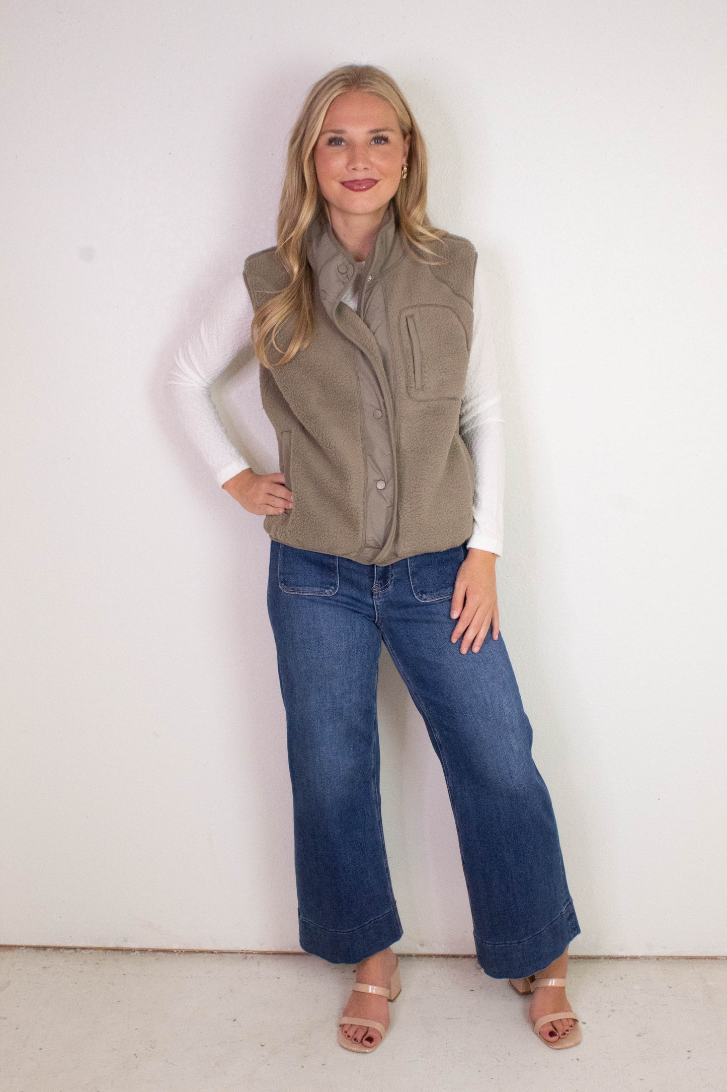 Be Cool Elena Fleece Button Up Vest, Olive