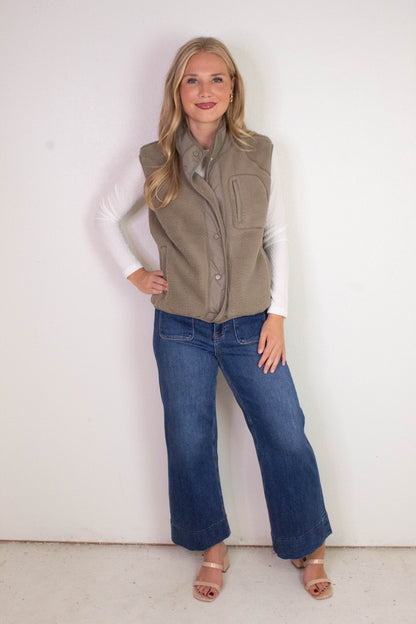 Be Cool Elena Fleece Button Up Vest, Olive