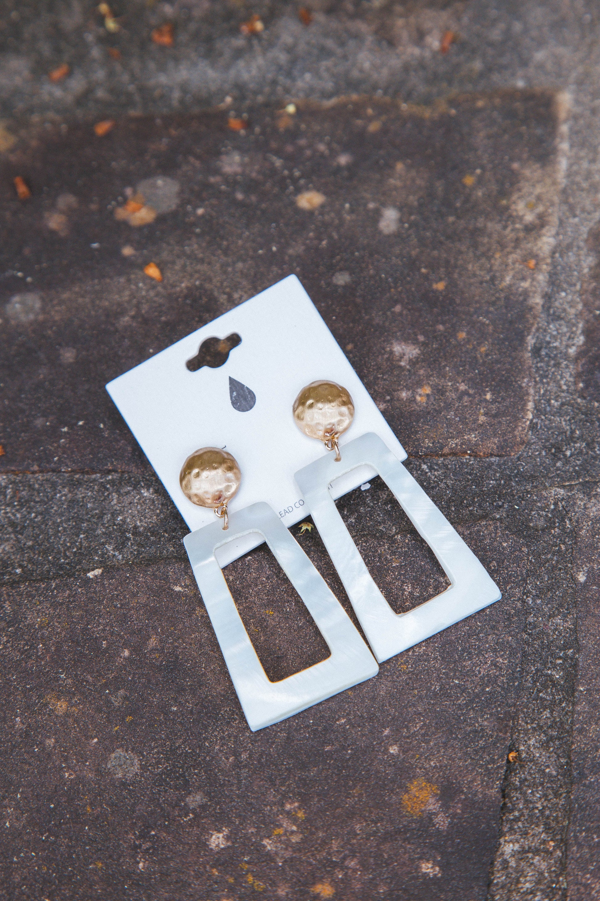  Trapezoid Dangle Earring