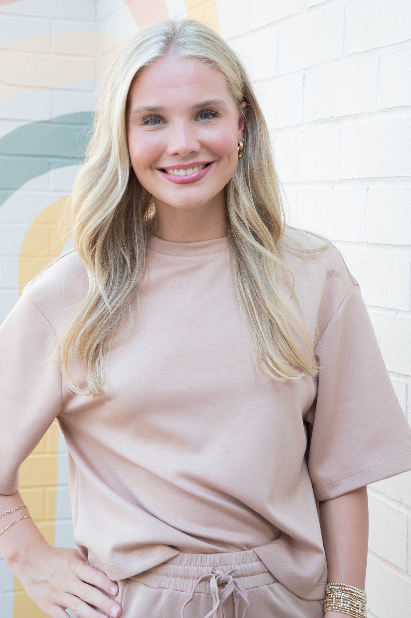  Edna Short Sleeve Tee, Dark Taupe