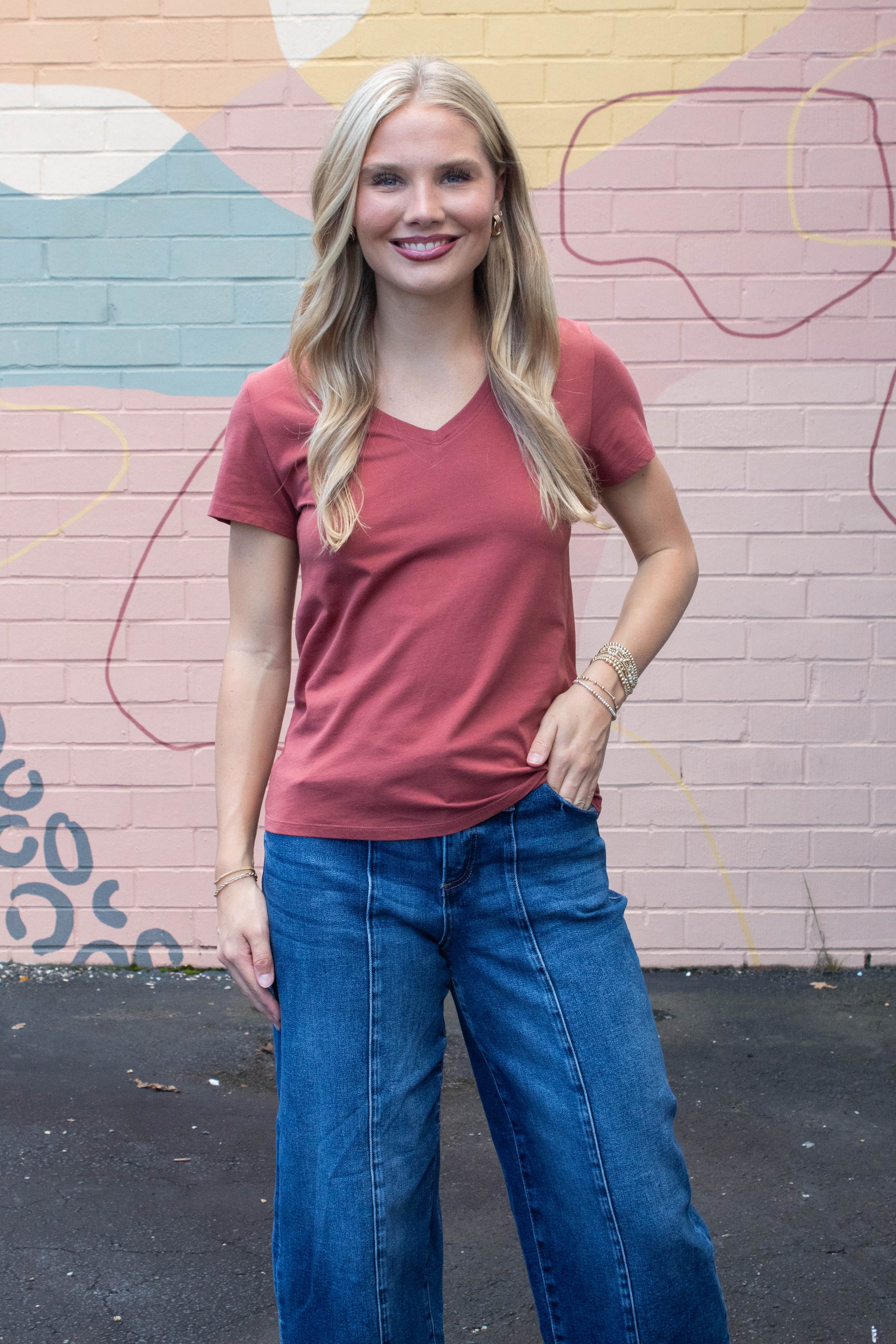 Be Cool Tatum Cotton Jersey V-Neck Tee, Chili Oil