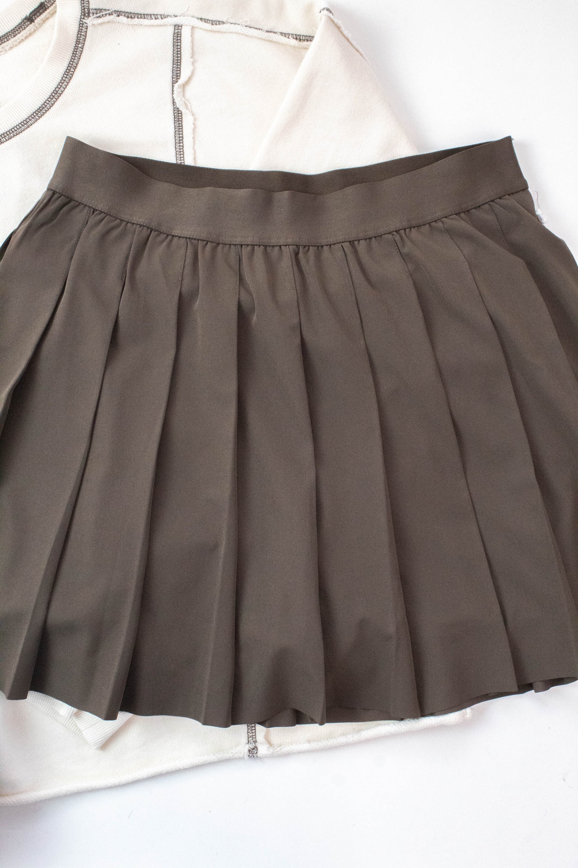  Full Swing Pleated Skirt, Tavern | Z Supply