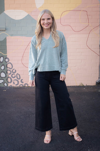  Karla Vintage Ankle Wide Leg Jeans, Ebony | Silver Jeans Co