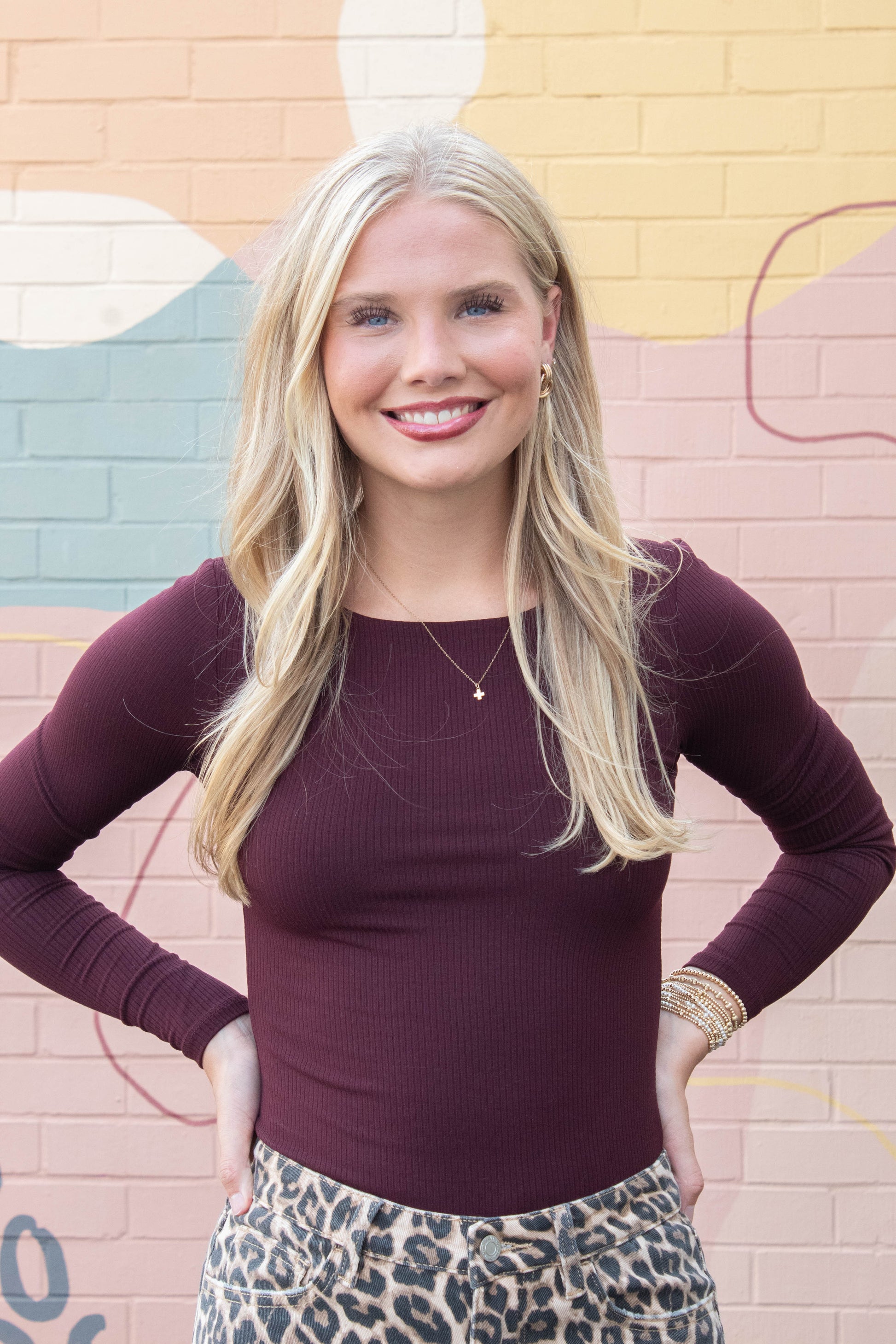  Elowyn Double Layer Rib Knit Tee, Maroon