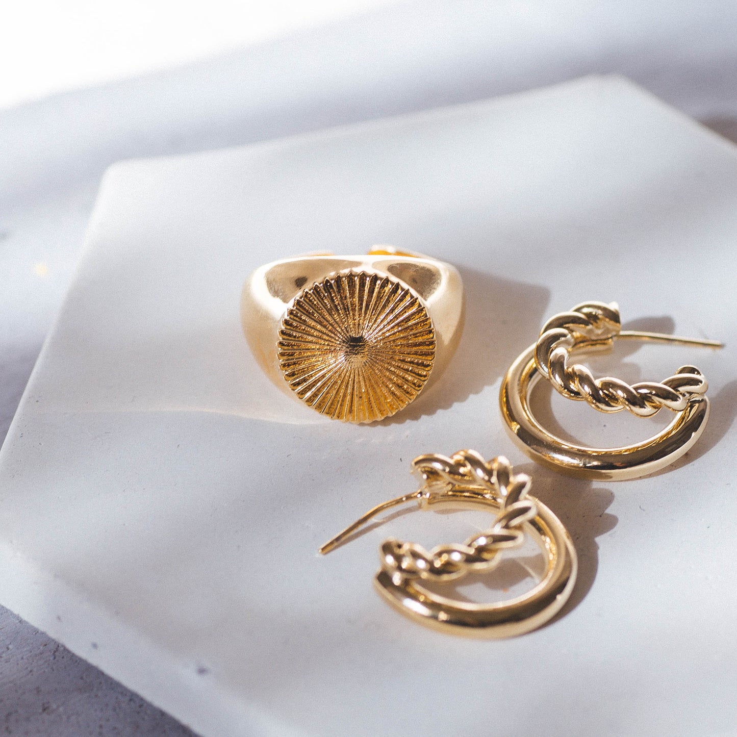  Perry Ring, Gold | BRACHA
