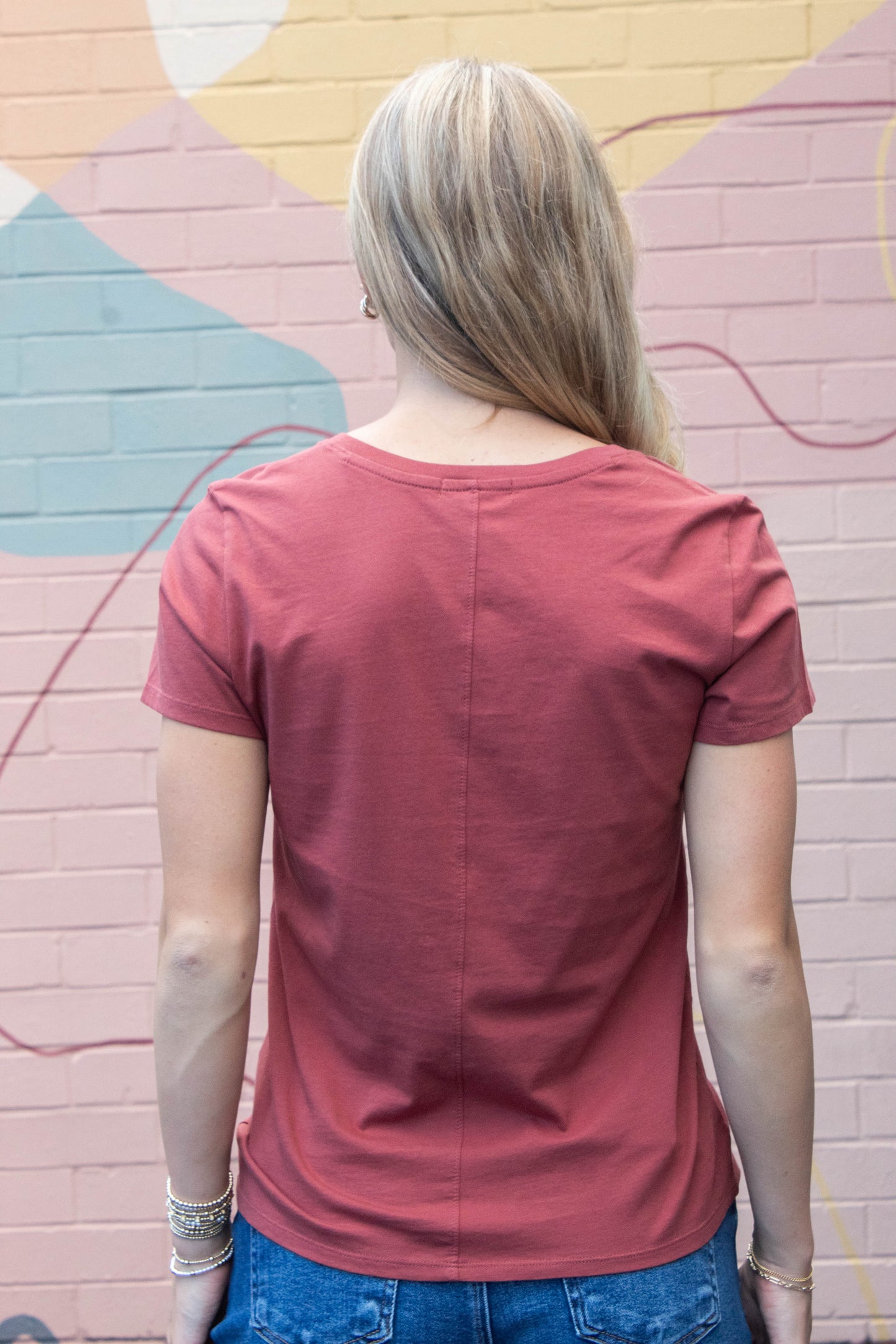 Be Cool Tatum Cotton Jersey V-Neck Tee, Chili Oil