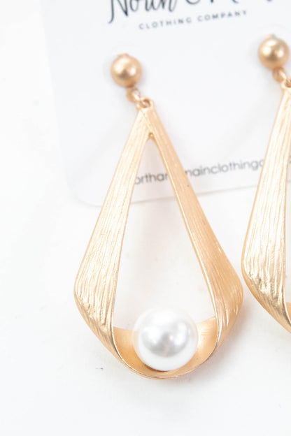  Dani Geometric Drop Pearl Earring, Gold