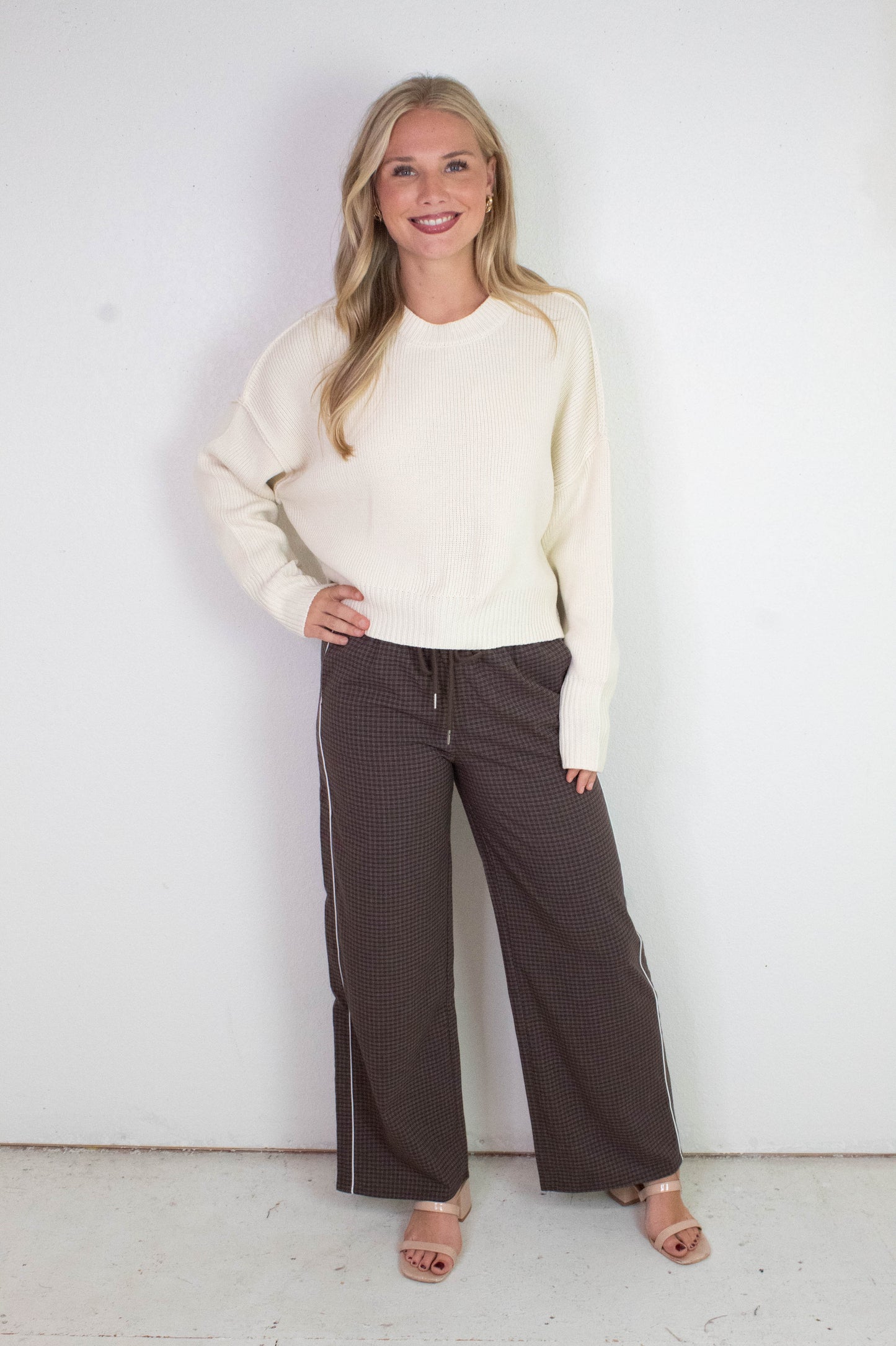  Camila Round Neck Cropped Sweater, Cream