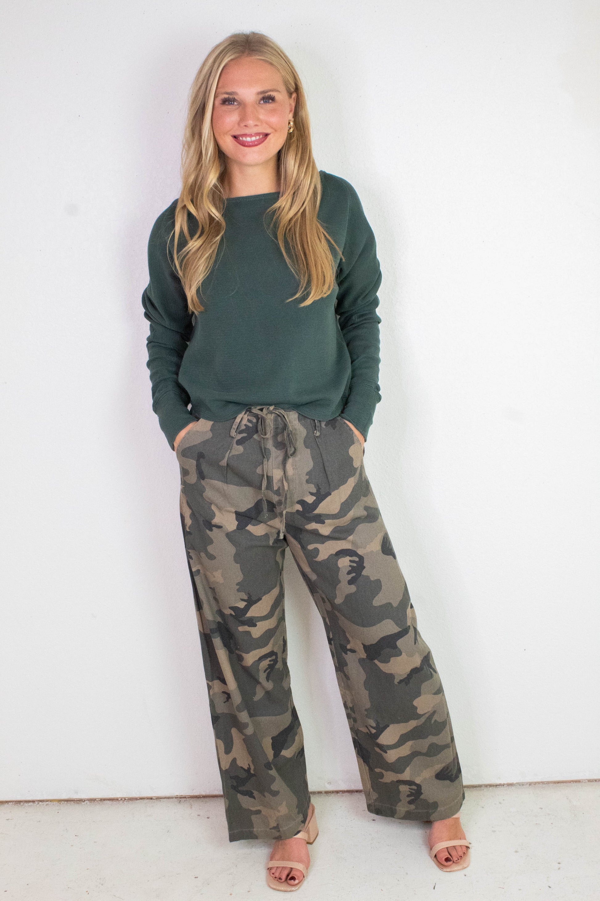  Rosalia Front Tie Woven Pant, Camo