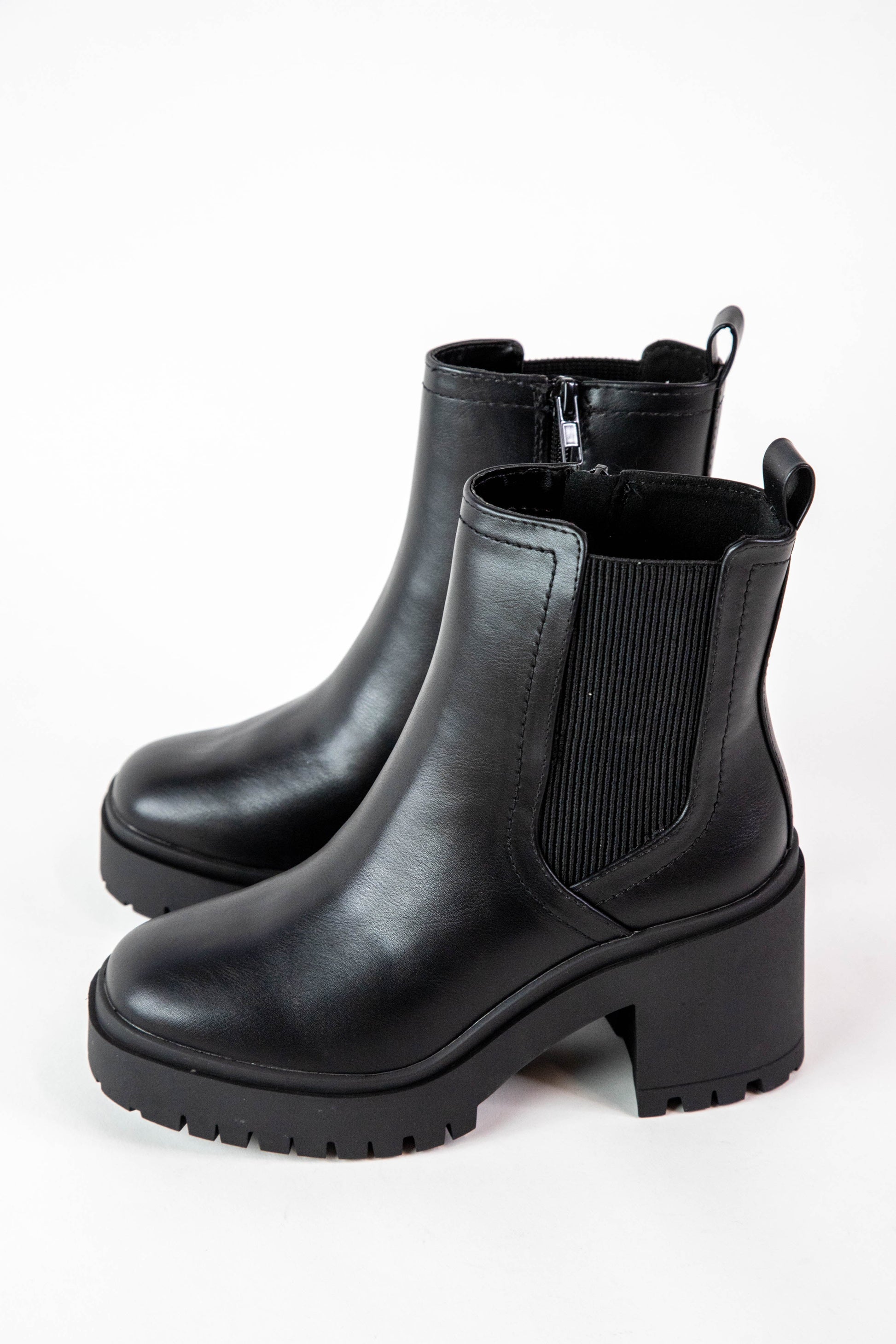  Walrus Platform Chelsea Boot, Black PU