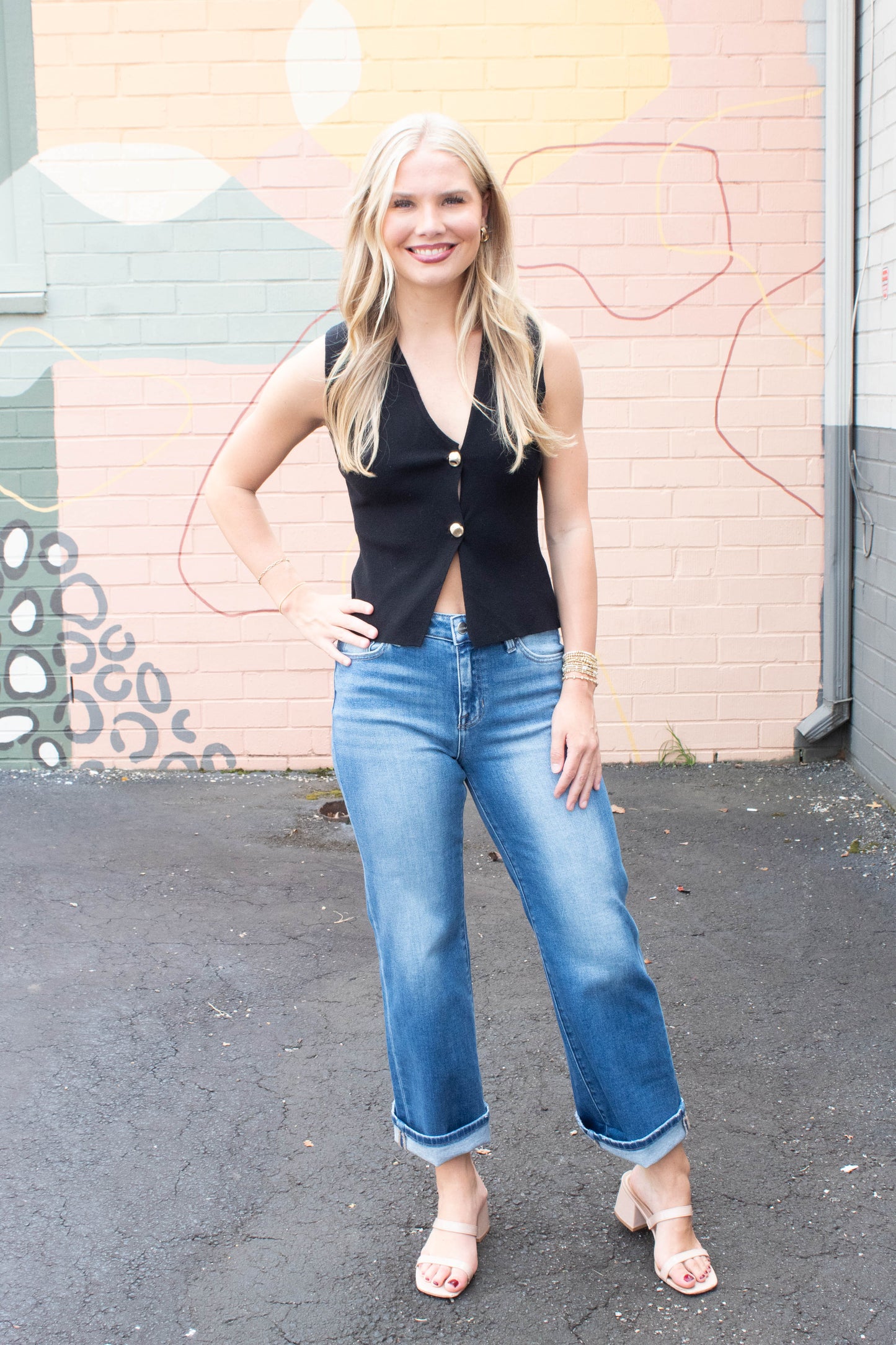  Emma Mid Rise Crop Cuffed Jeans, Medium