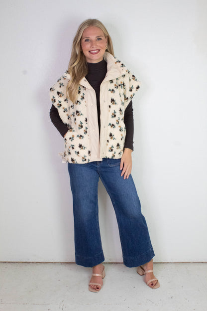  Naomi Floral Oversized Sherpa Vest, Ivory Multi
