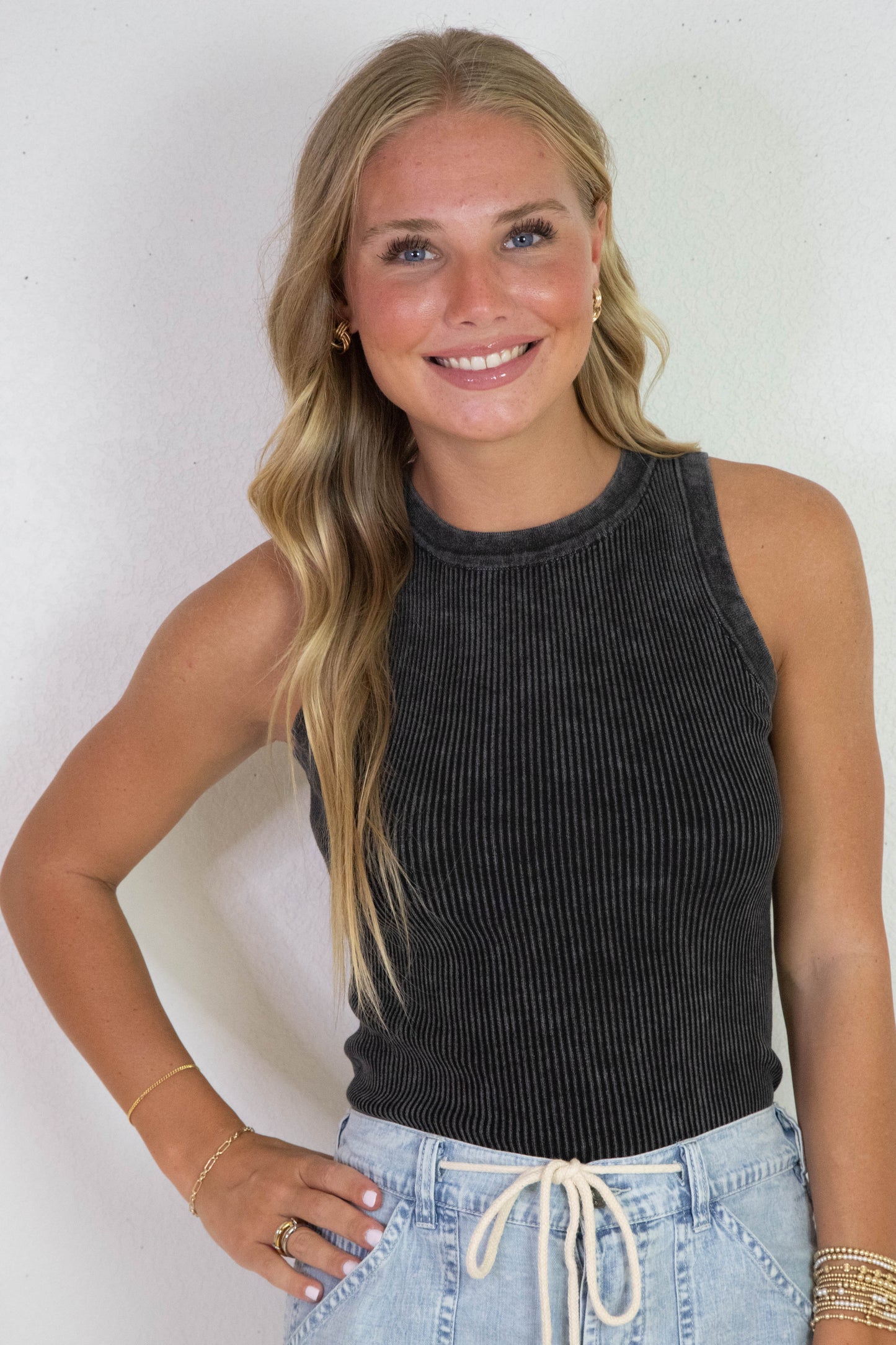  Elowen Washed Ribbed Tank Top, Charcoal