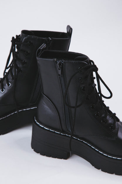  Fling Lace Up Chunky Combat, Black