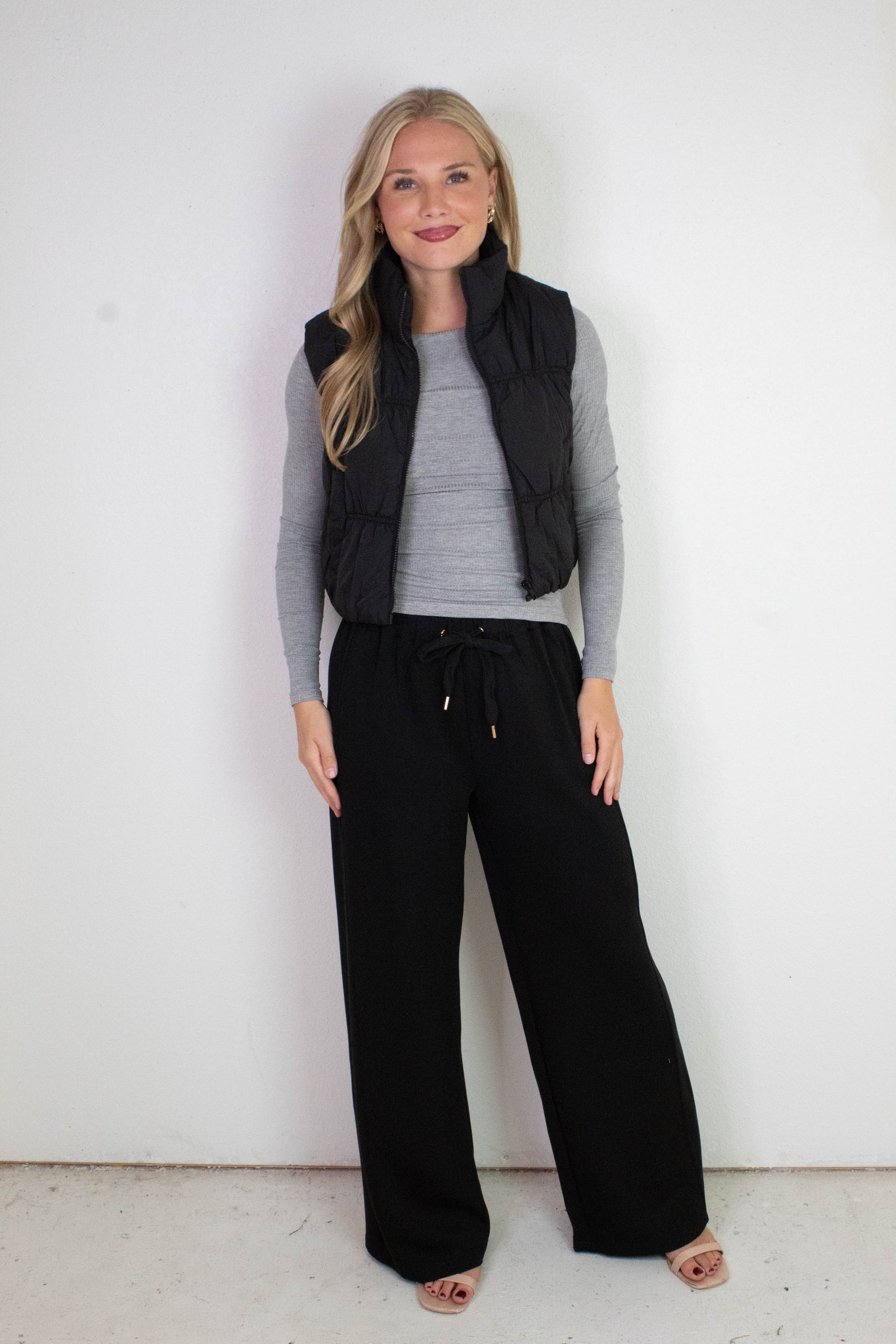  Martha Zip Up Cropped Puffer Vest, Black
