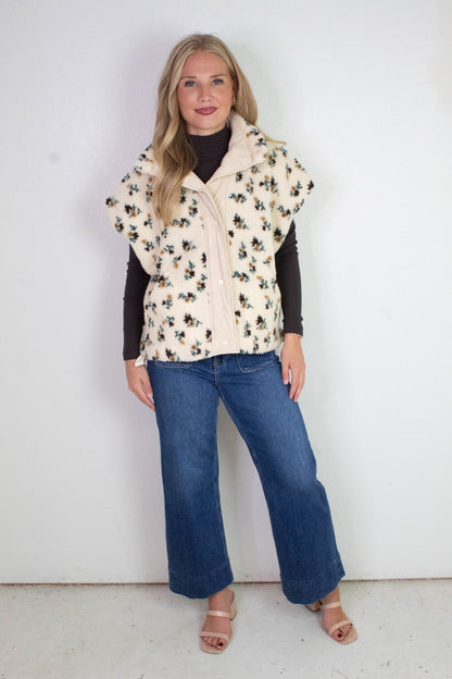  Naomi Floral Oversized Sherpa Vest, Ivory Multi