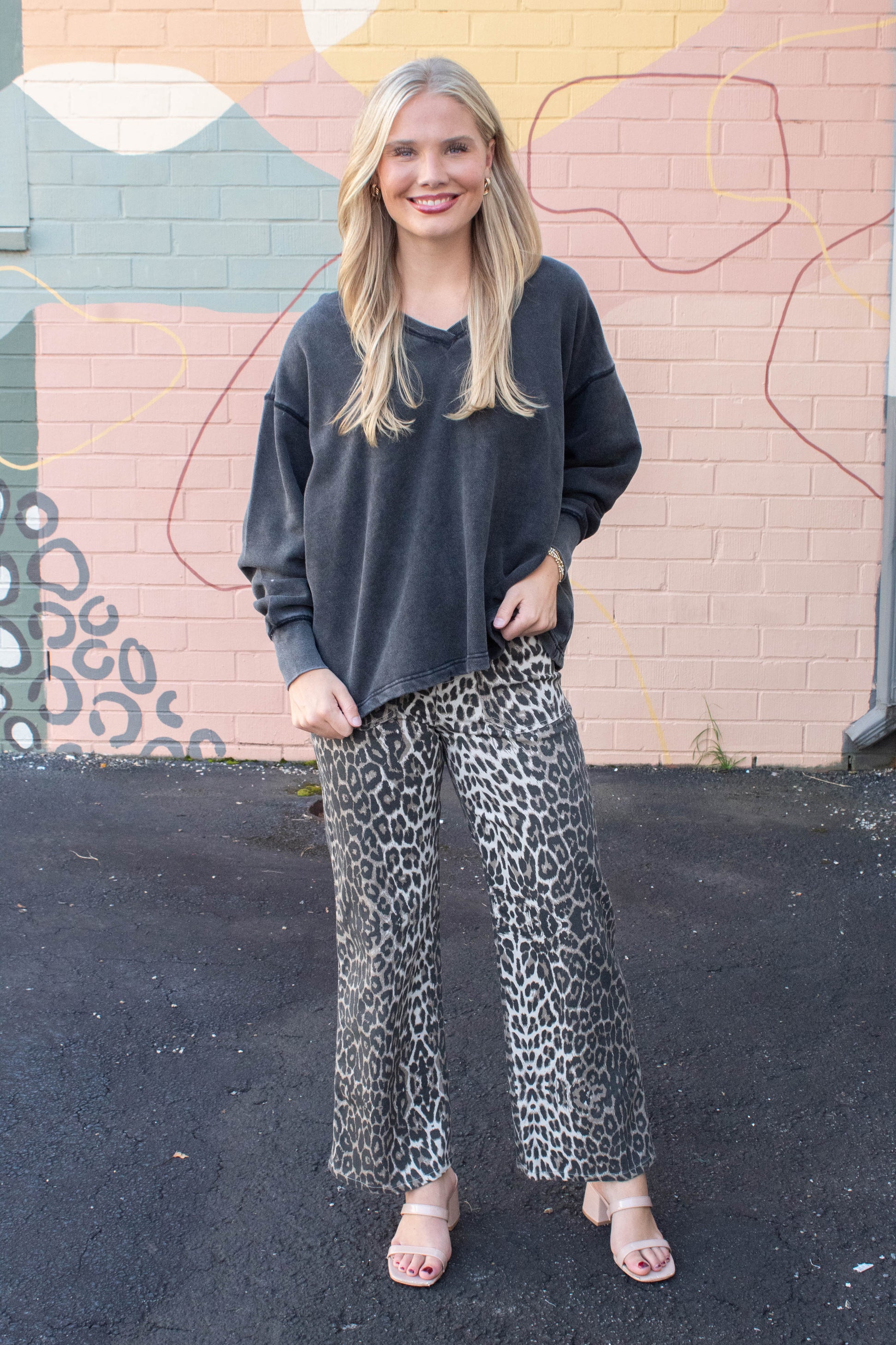  Melody Oversized V-Neck Sweatshirt, Black