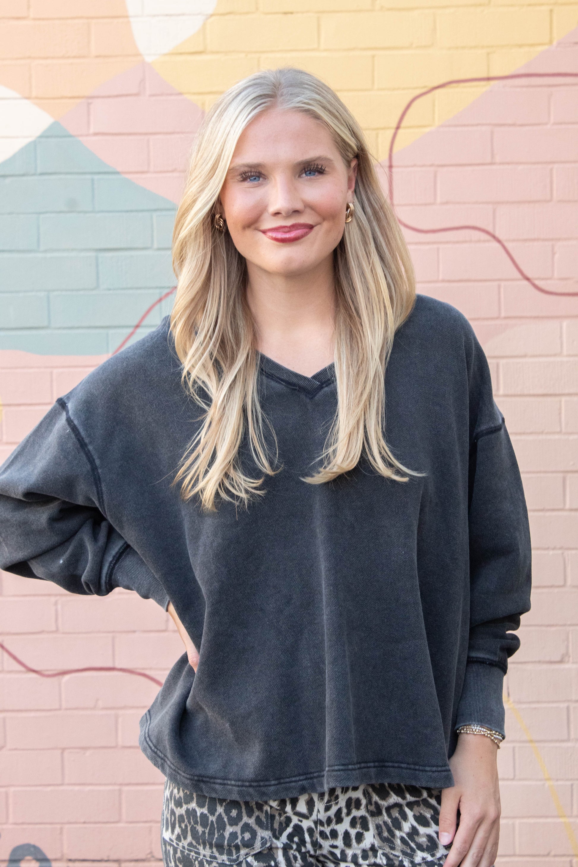  Melody Oversized V-Neck Sweatshirt, Black