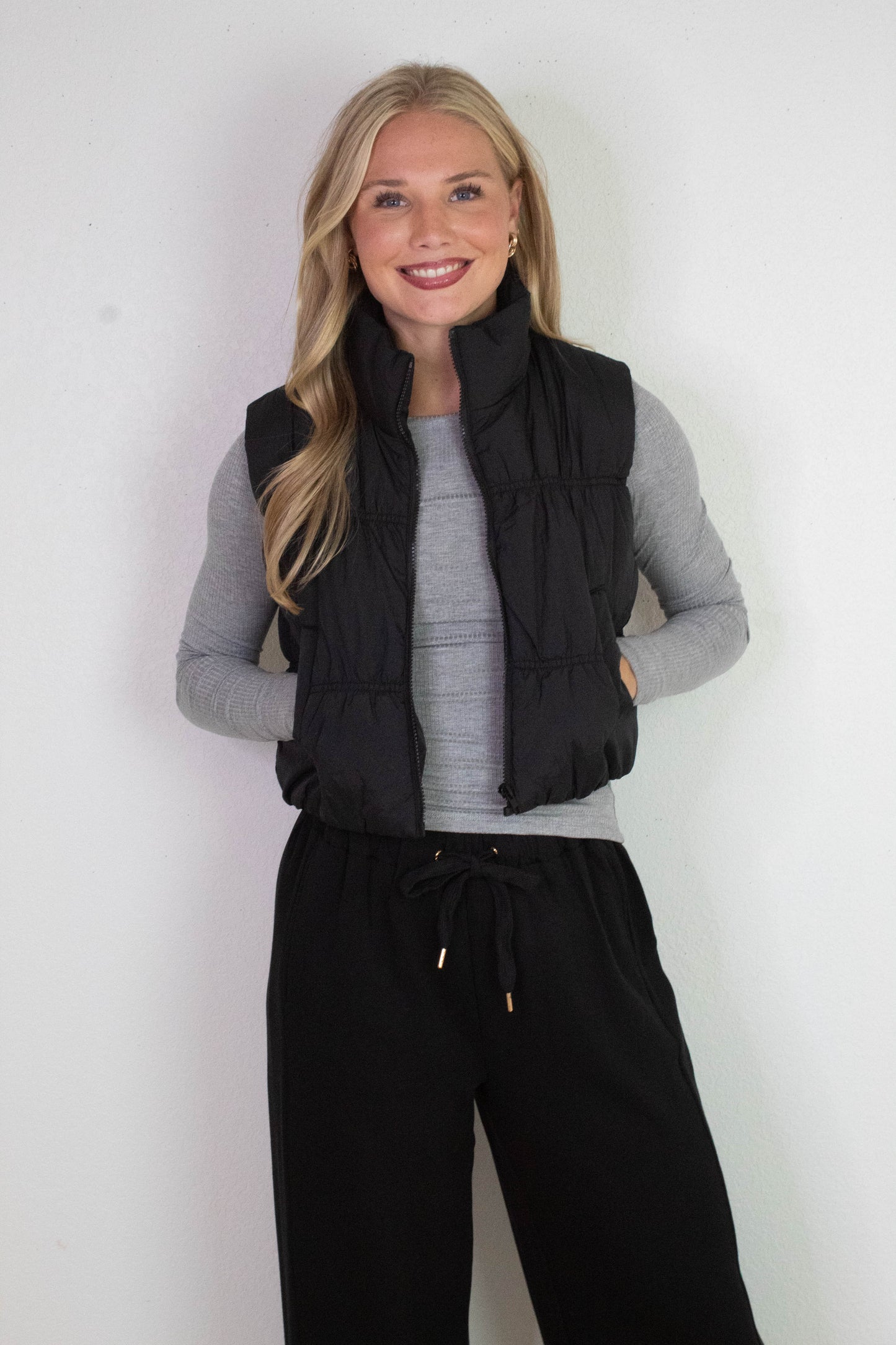  Martha Zip Up Cropped Puffer Vest, Black