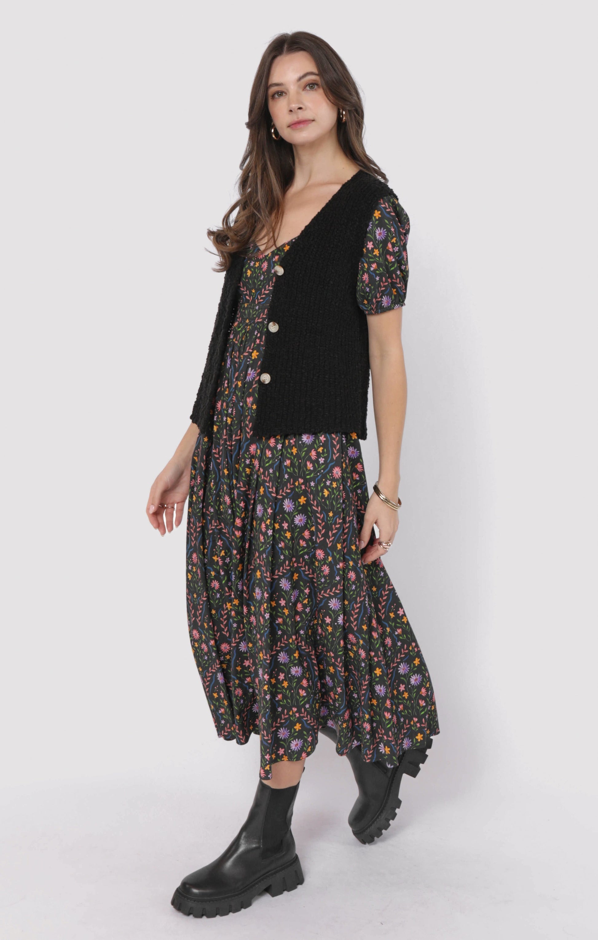  Arlo Cardi Vest, Black | Sadie & Sage