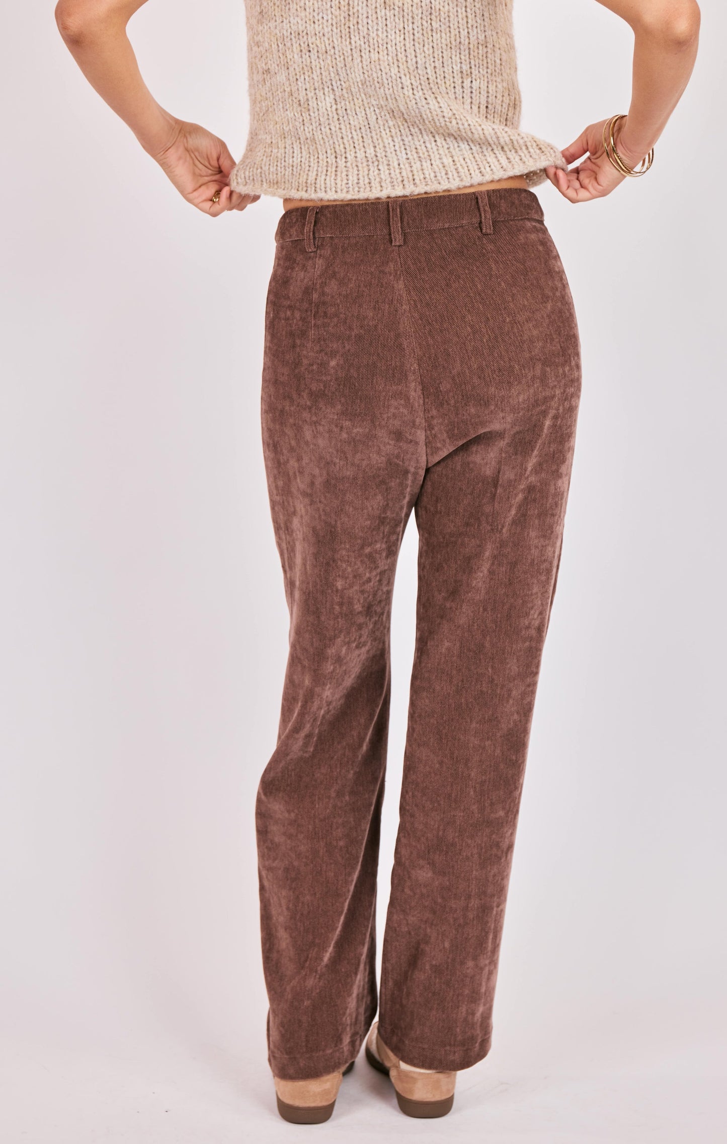  Penthouse Pintuck Pants, Brown | Sadie & Sage
