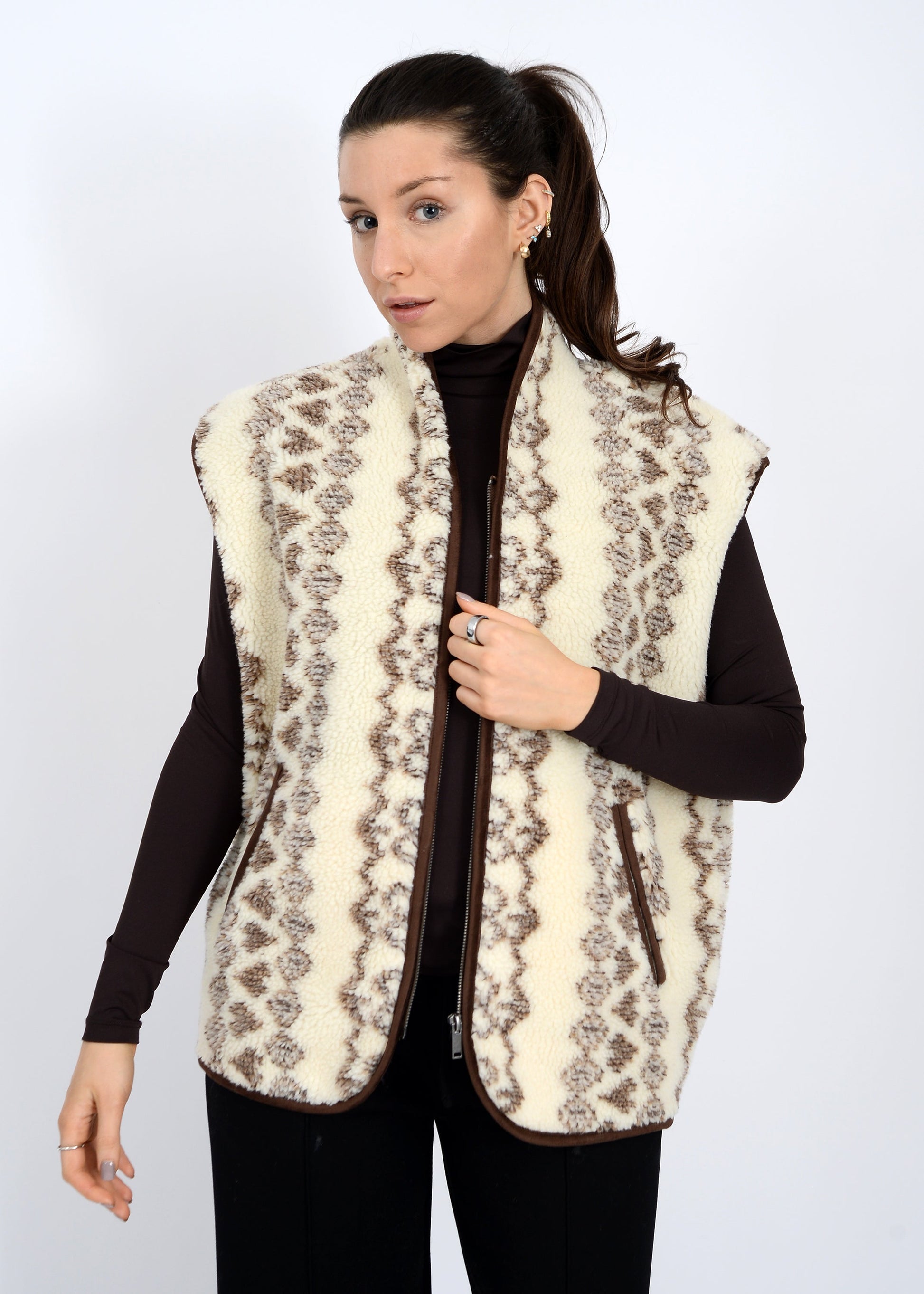  Banff Sherpa Zip Front Vest, Brown | RD Style