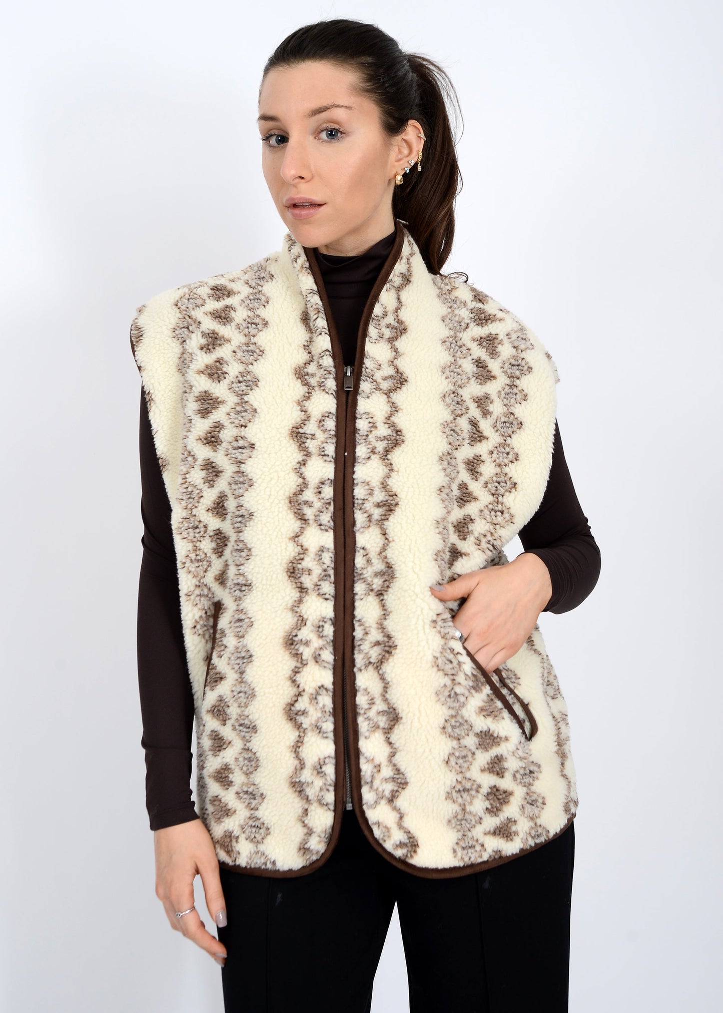  Banff Sherpa Zip Front Vest, Brown | RD Style