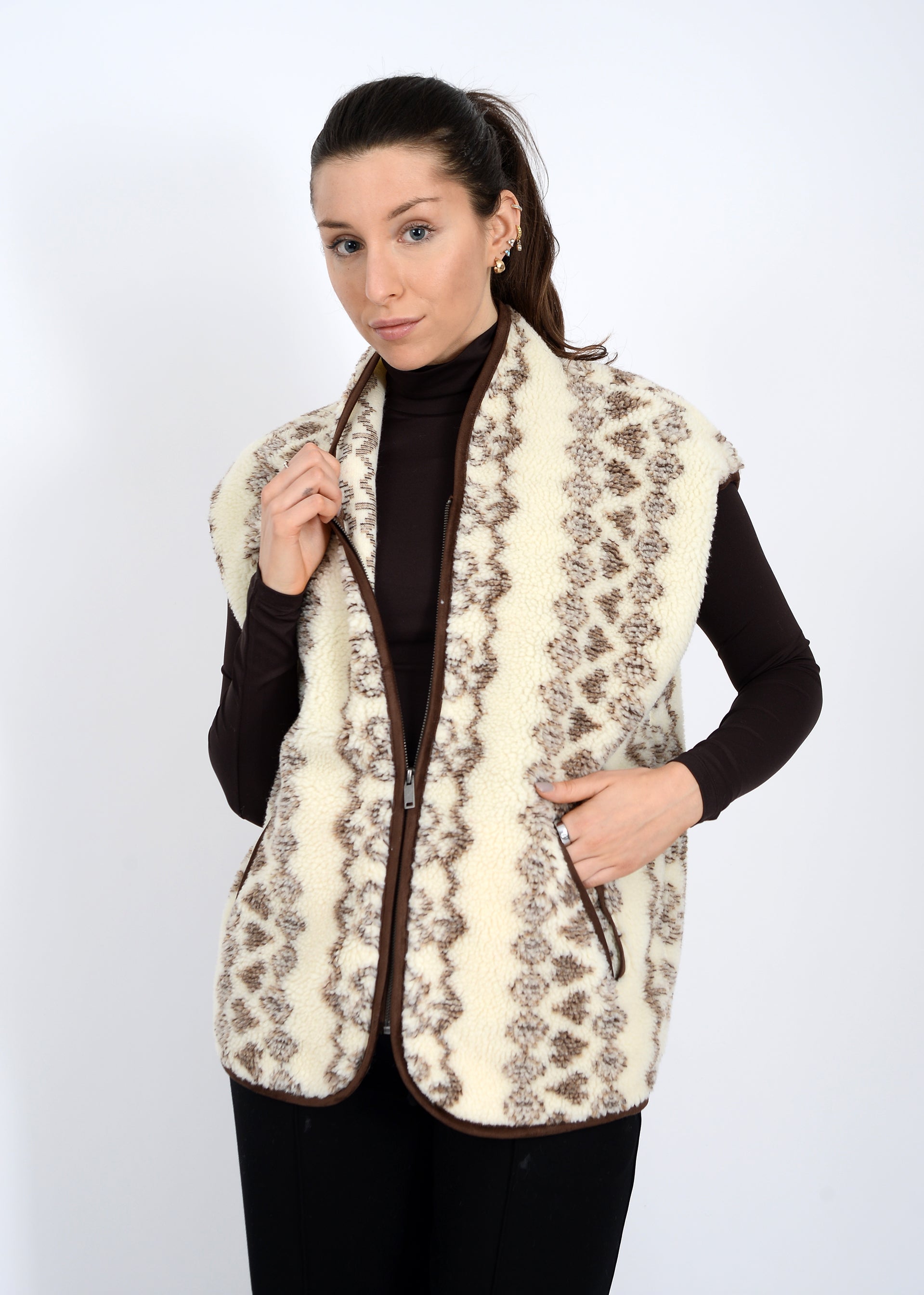  Banff Sherpa Zip Front Vest, Brown | RD Style