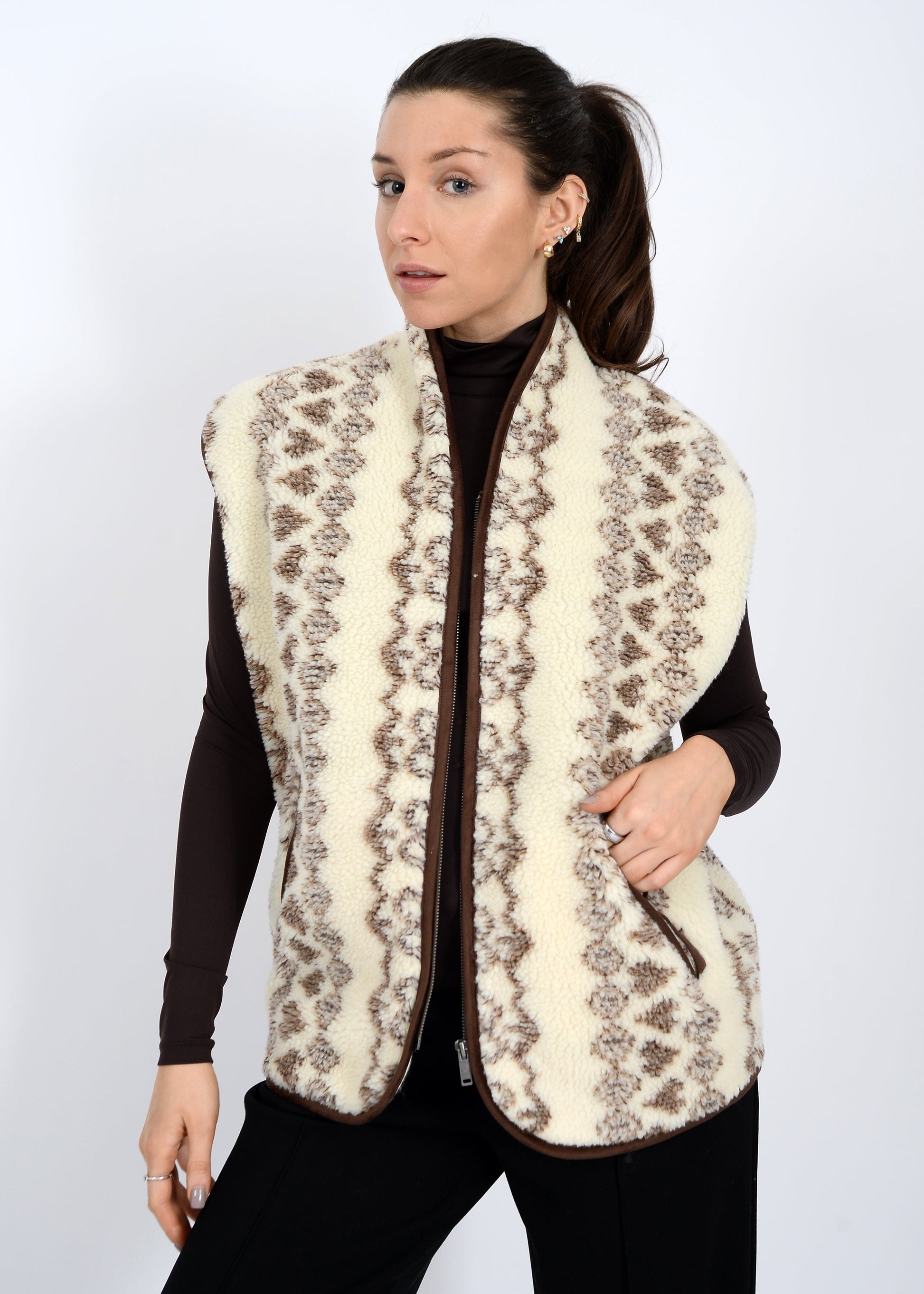  Banff Sherpa Zip Front Vest, Brown | RD Style