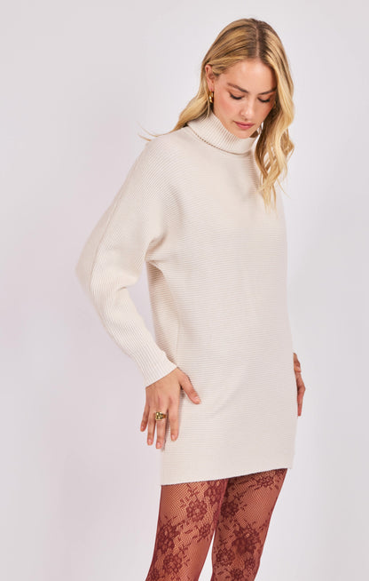  Anya Turtleneck Tunic Sweater, Cream | Sadie & Sage